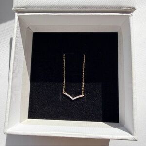 Mejuri Pavé Diamond Wishbone Necklace